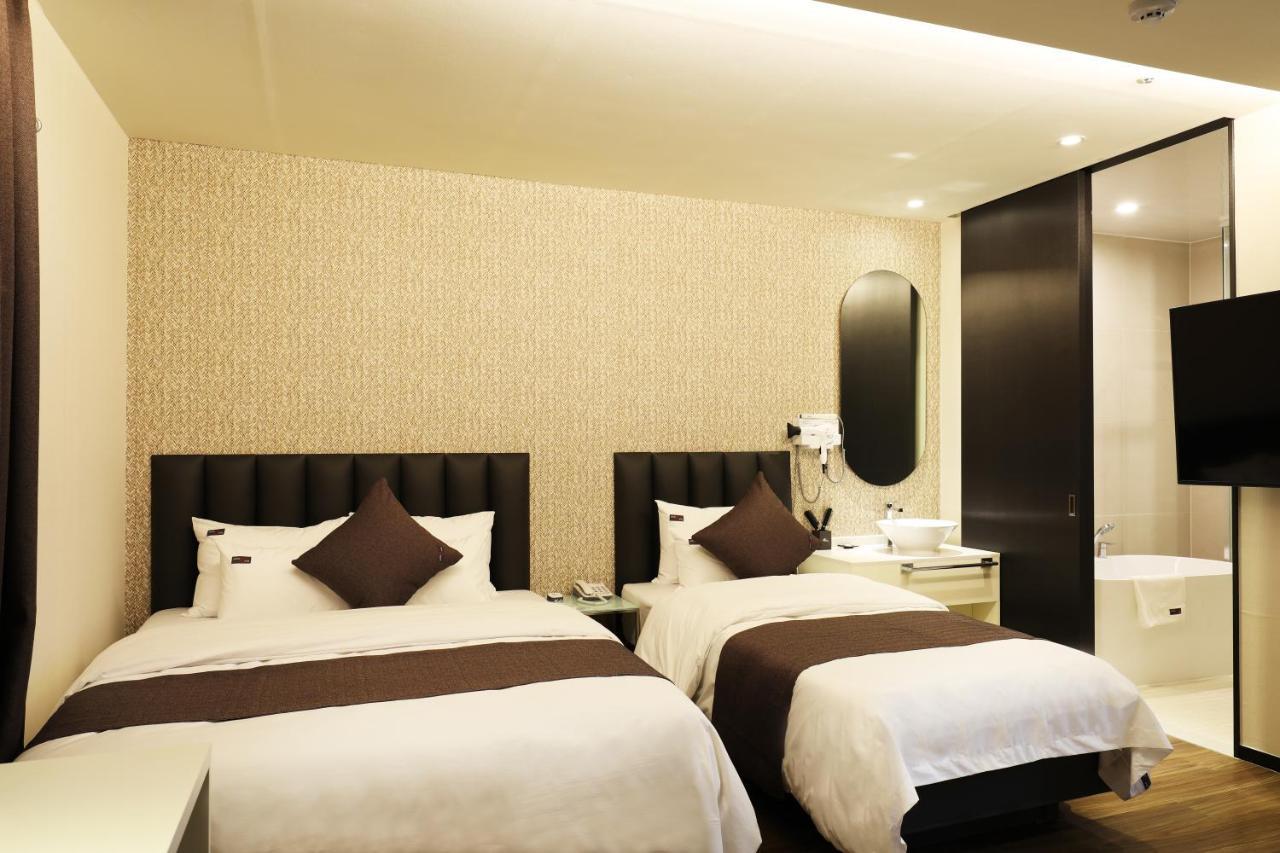 Hotel Aria Hanam エクステリア 写真