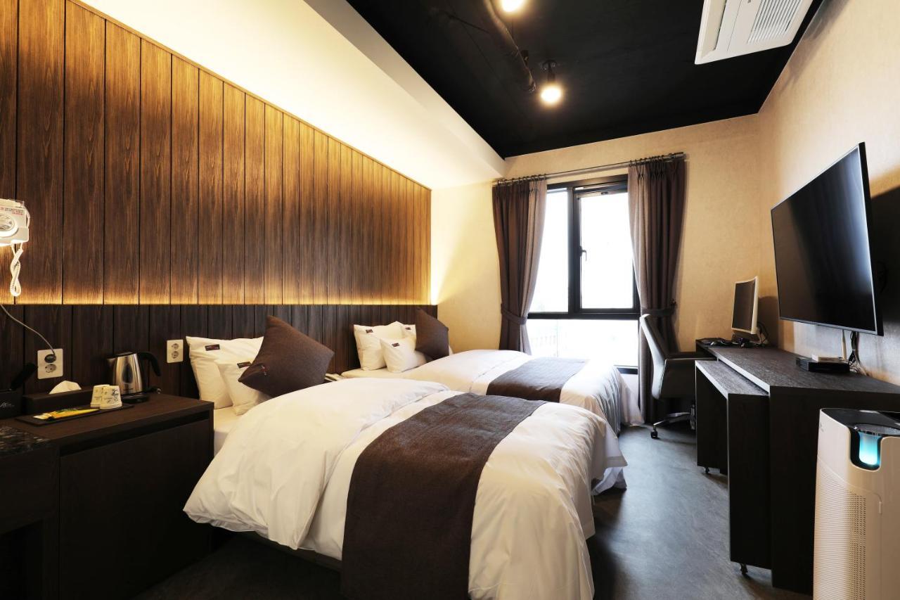 Hotel Aria Hanam エクステリア 写真