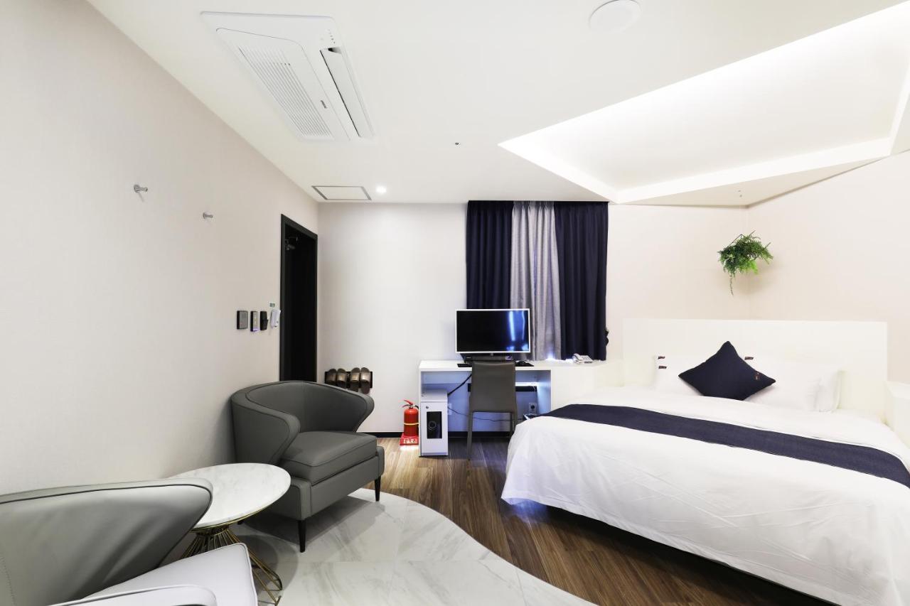 Hotel Aria Hanam エクステリア 写真